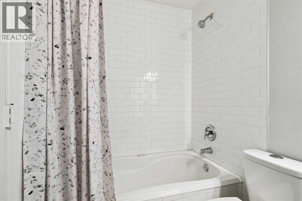 60 Bermondsey Court NW, Calgary, Alberta  T3K 1V7 - Photo 21 - A2310617