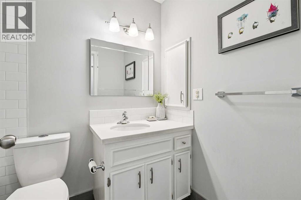 60 Bermondsey Court NW, Calgary, Alberta  T3K 1V7 - Photo 20 - A2310617