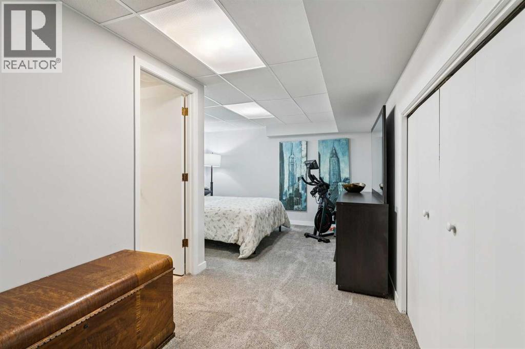 60 Bermondsey Court NW, Calgary, Alberta  T3K 1V7 - Photo 27 - A2310617