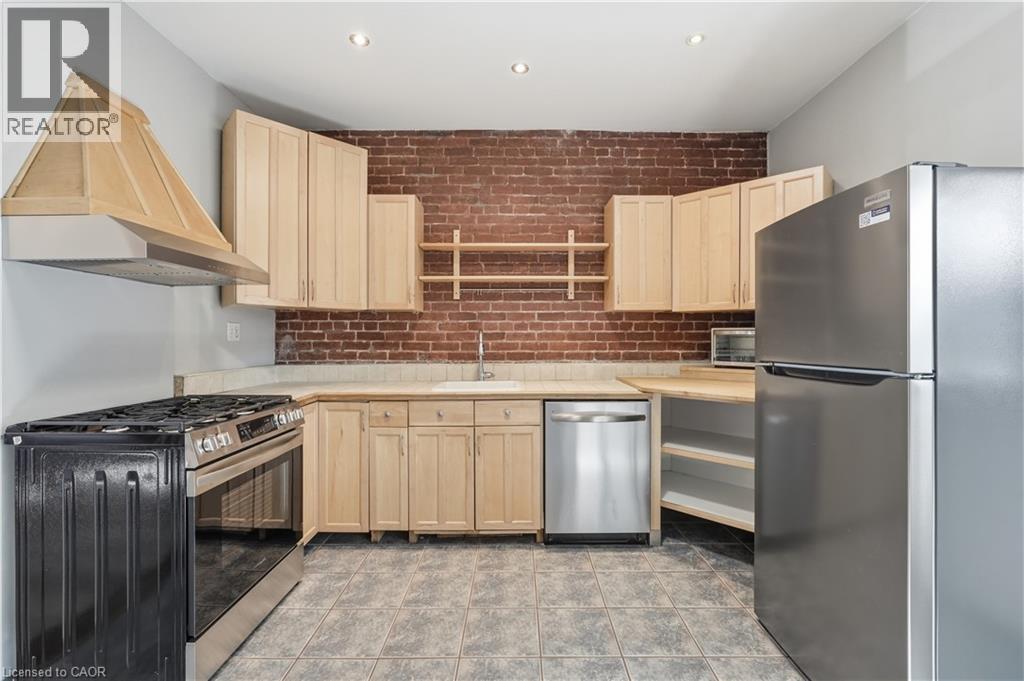 126 Park Street N, Hamilton, Ontario  L8R 2N3 - Photo 14 - 40830956