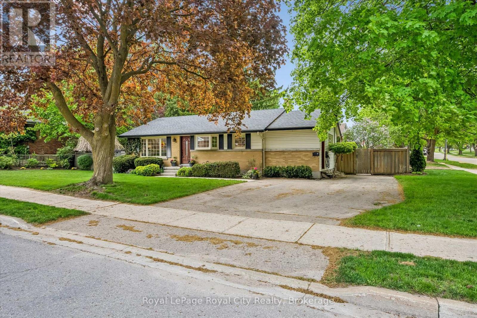 136 Emma Street, Guelph, Ontario  N1E 1V3 - Photo 2 - X13152832