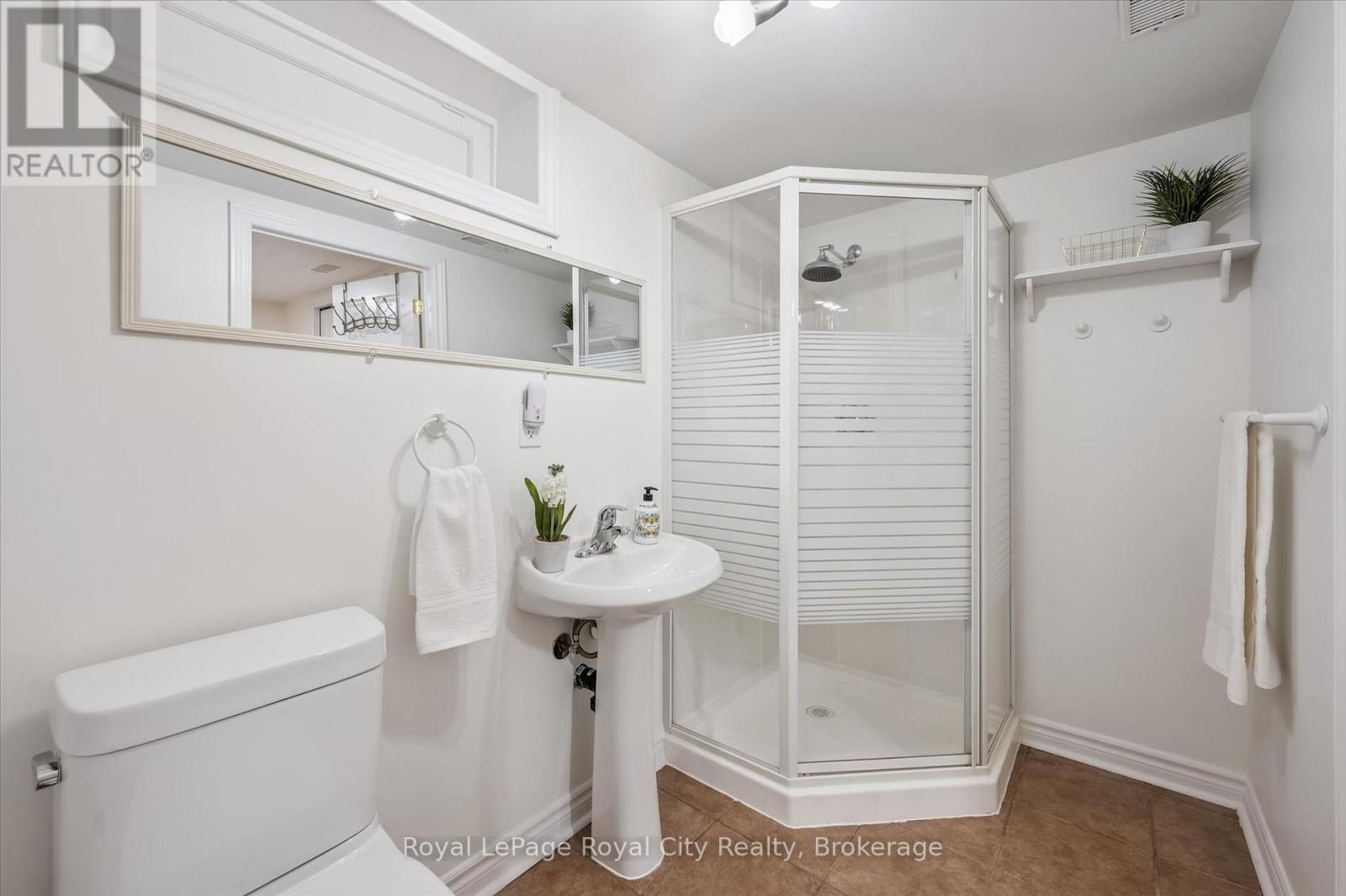 136 Emma Street, Guelph, Ontario  N1E 1V3 - Photo 21 - X13152832