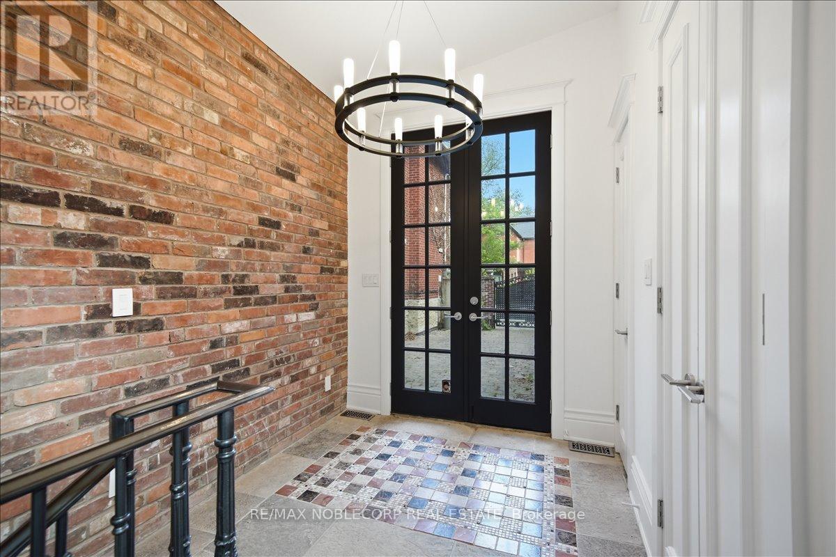 38 Glenrose Avenue, Toronto, Ontario  M4T 1K4 - Photo 18 - C13152818