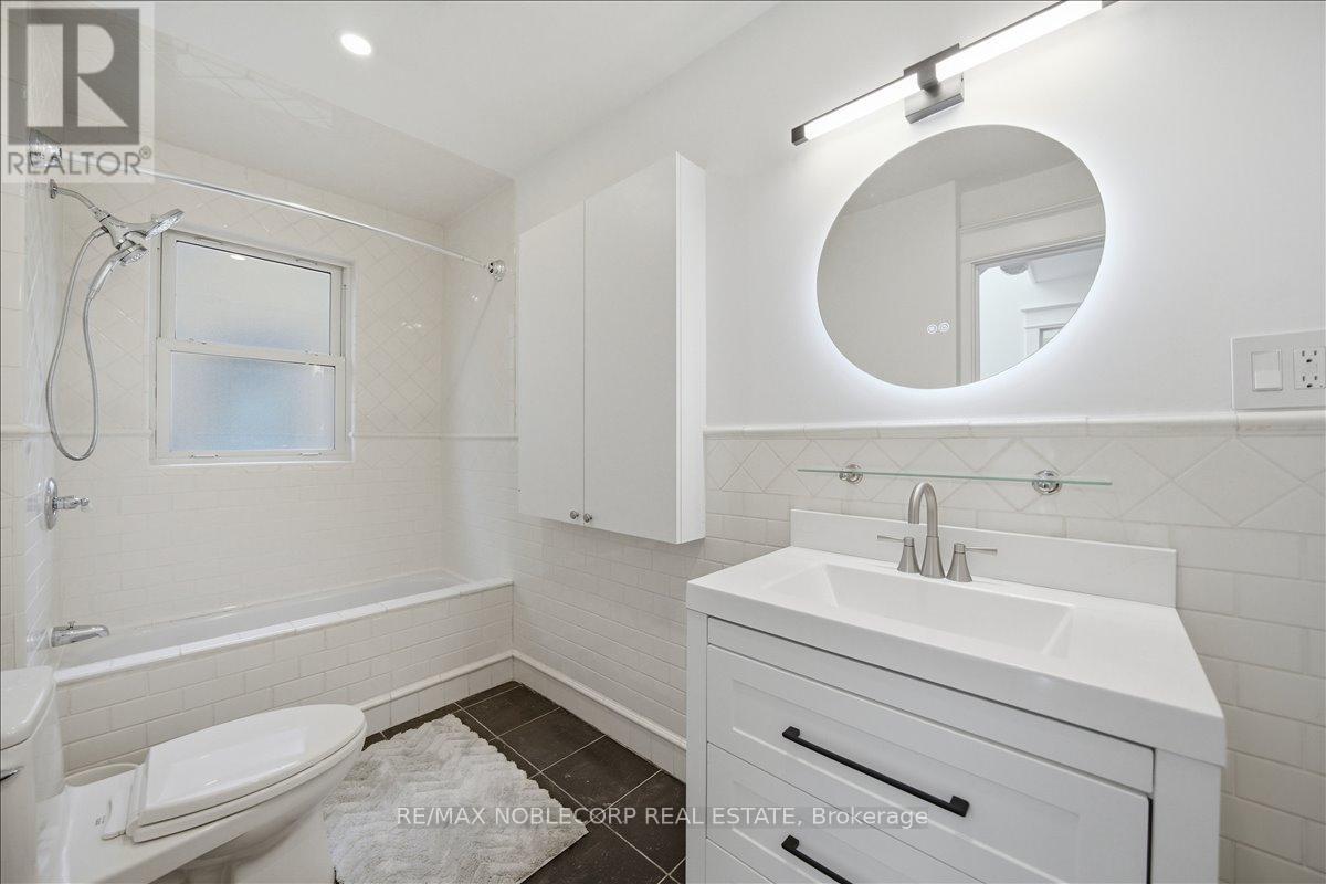 38 Glenrose Avenue, Toronto, Ontario  M4T 1K4 - Photo 33 - C13152818