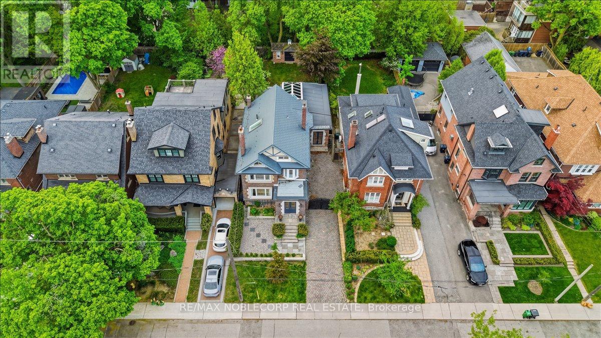 38 Glenrose Avenue, Toronto, Ontario  M4T 1K4 - Photo 4 - C13152818