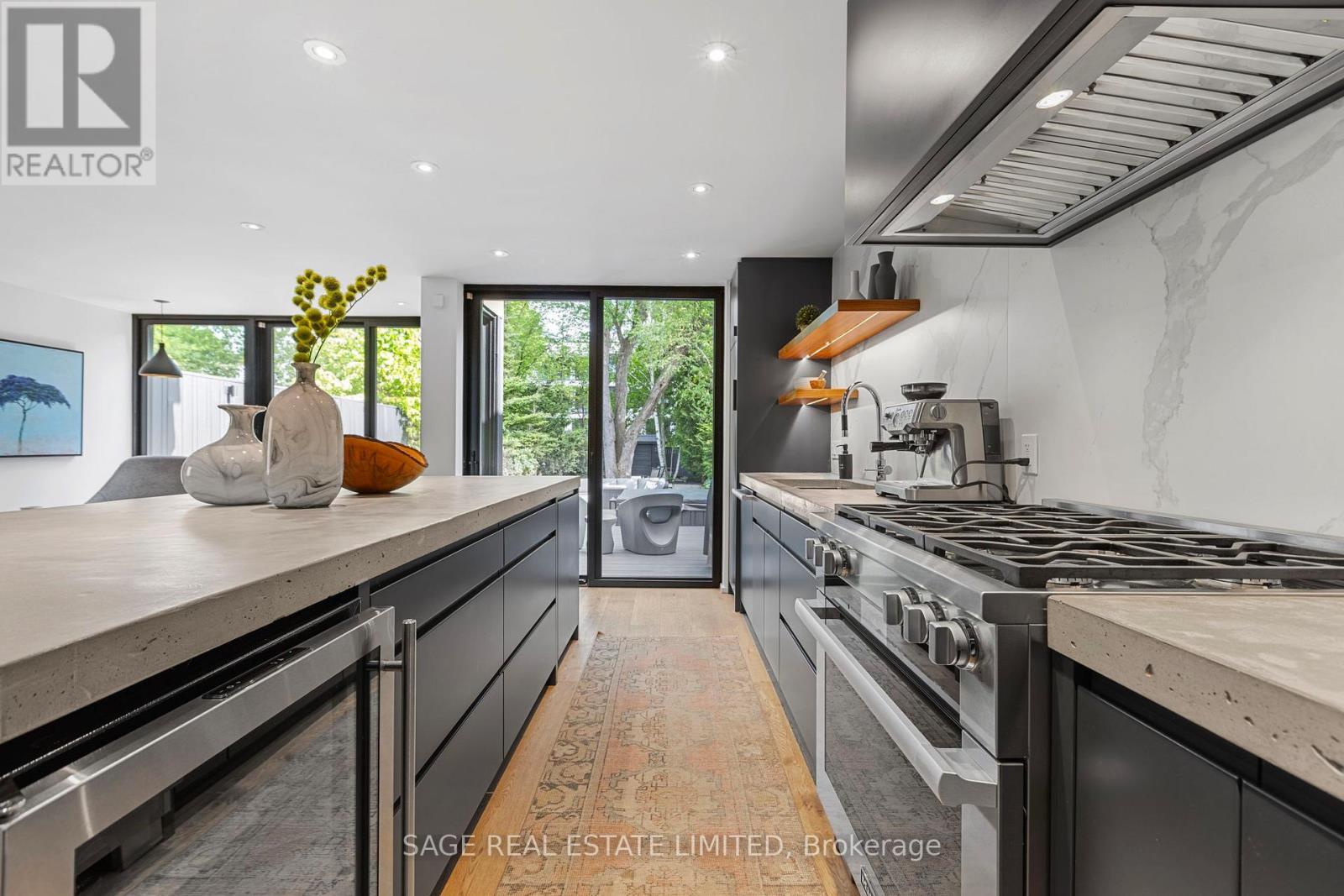 121 Sherwood Avenue, Toronto, Ontario  M4P 2A6 - Photo 9 - C13152856