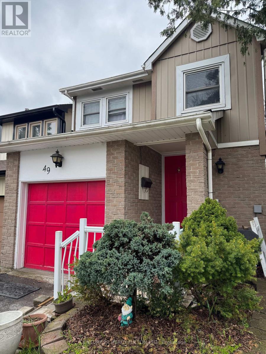 49 CROACH CRESCENT, Toronto, Ontario