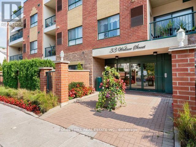 210 - 33 Wallace Street, Vaughan (West Woodbridge), Ontario  L4L 2P2 - Photo 3 - N13152776