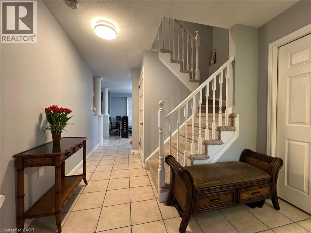 831 Queensdale Avenue E, Hamilton, Ontario  L8V 1M7 - Photo 11 - 40831665