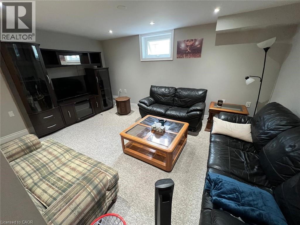 831 Queensdale Avenue E, Hamilton, Ontario  L8V 1M7 - Photo 31 - 40831665