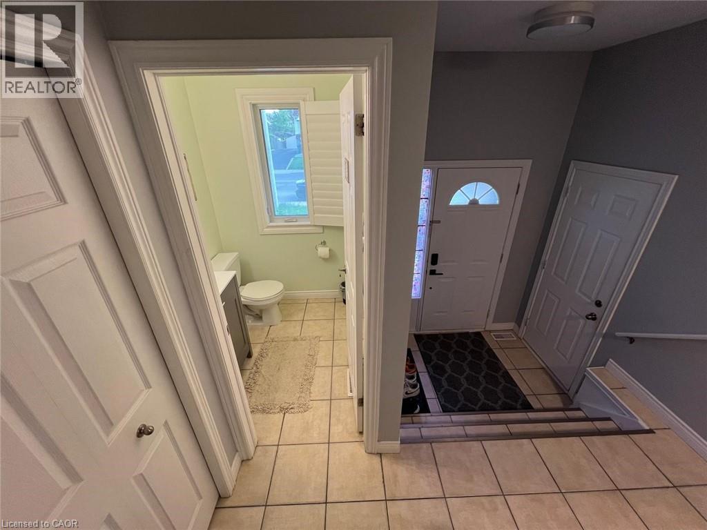 831 Queensdale Avenue E, Hamilton, Ontario  L8V 1M7 - Photo 9 - 40831665
