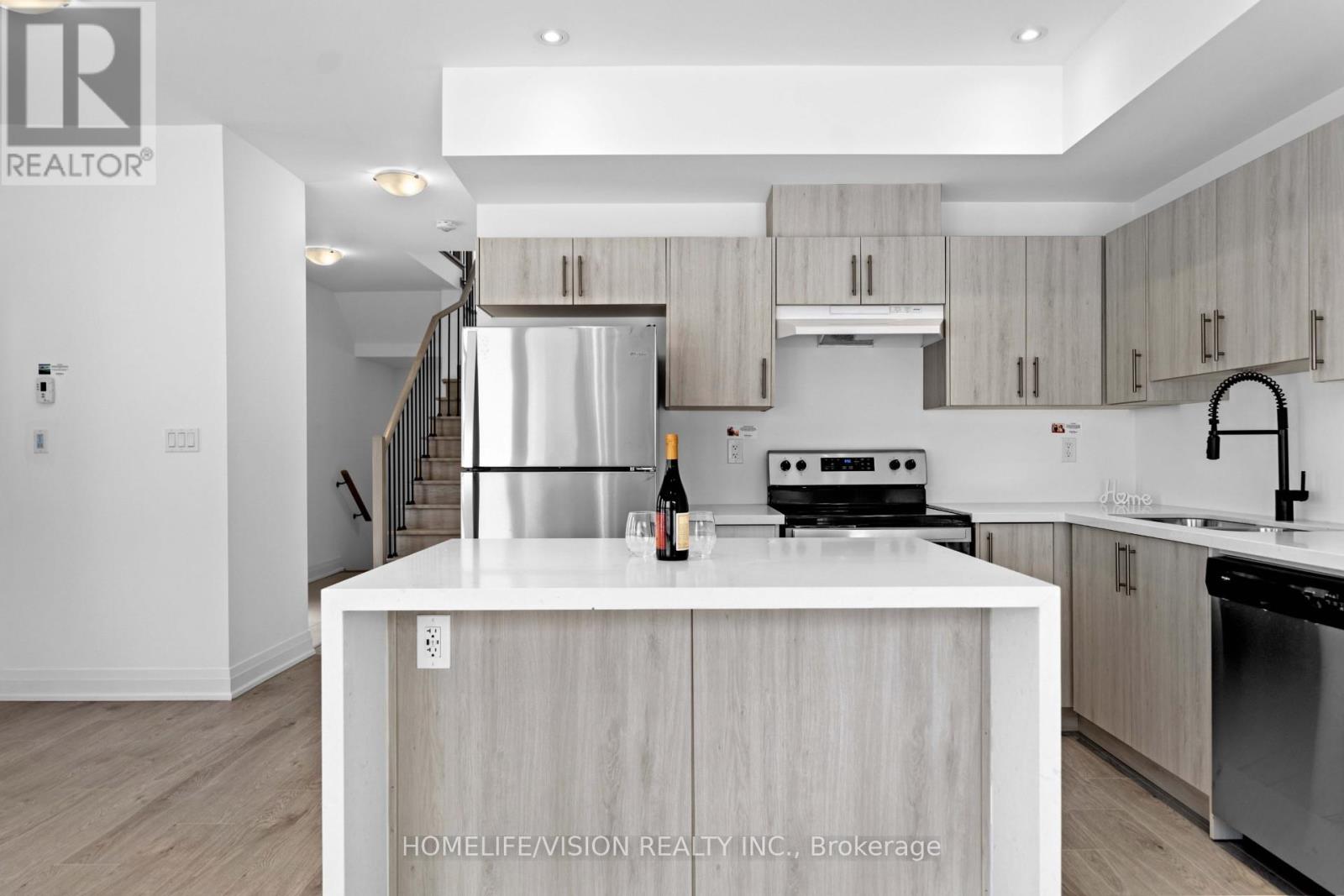 21 Haven Lane, Barrie (Painswick South), Ontario  L9J 0M4 - Photo 10 - S13152800