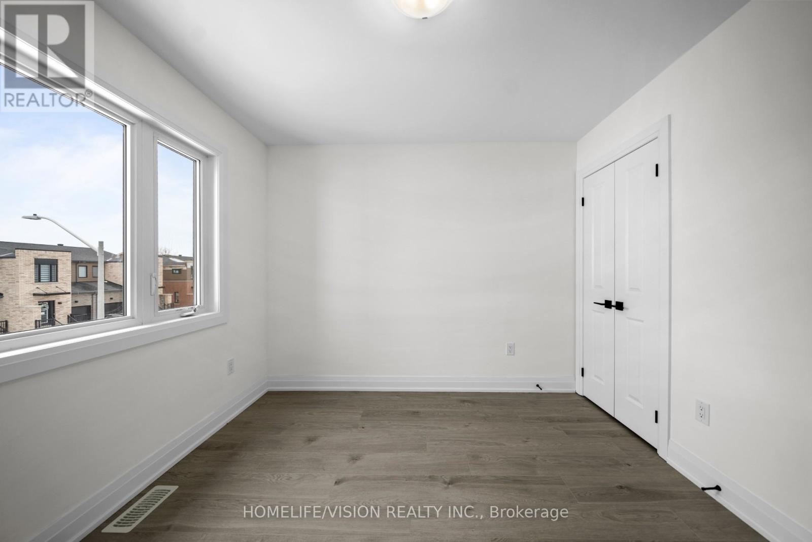 21 Haven Lane, Barrie (Painswick South), Ontario  L9J 0M4 - Photo 18 - S13152800