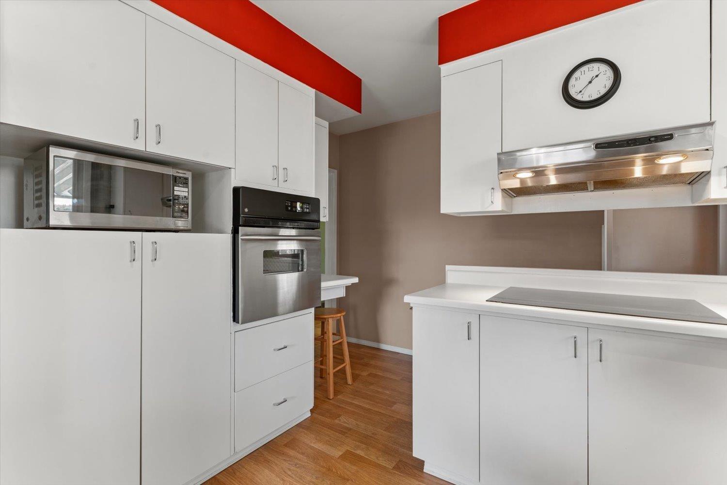 9726 Juniper Street, Chilliwack Proper East, Chilliwack, British Columbia  V2P 5J1 - Photo 15 - R3113184