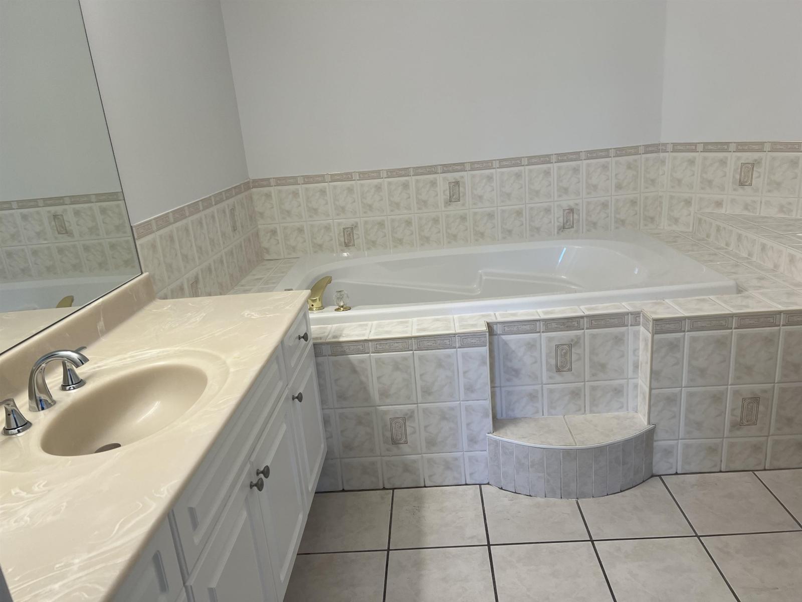 208 34101 Old Yale Road, Abbotsford, British Columbia  V2S 2K4 - Photo 11 - R3125363