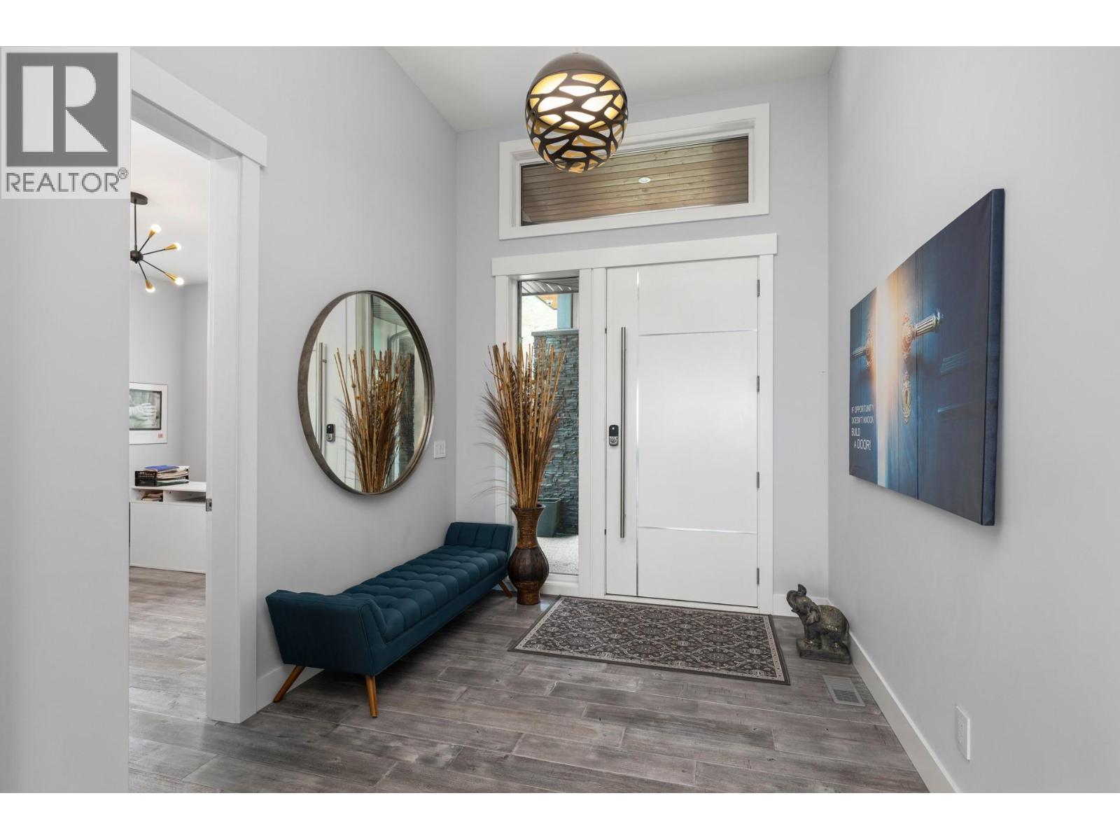 1088 Clarance Avenue, Kelowna, British Columbia  V1W 5M6 - Photo 24 - 10373843
