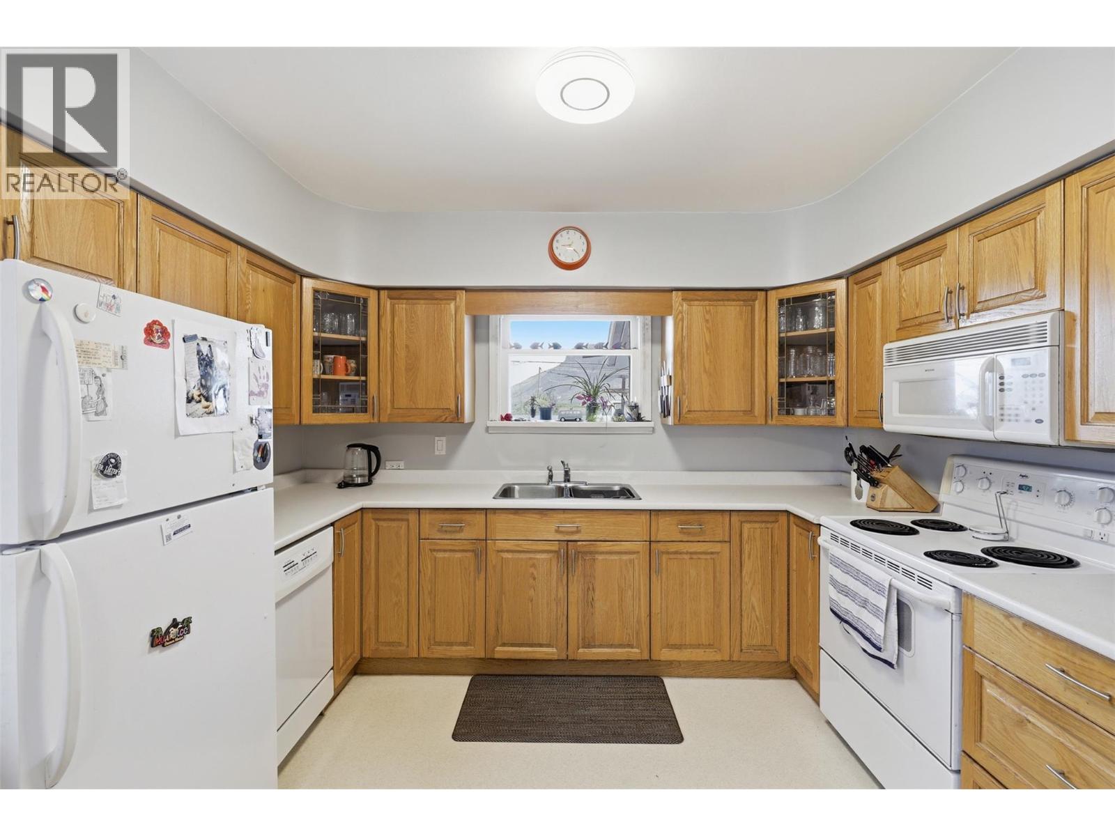 952 Nicola Street, Kamloops, British Columbia  V2C 2R9 - Photo 8 - 10387747