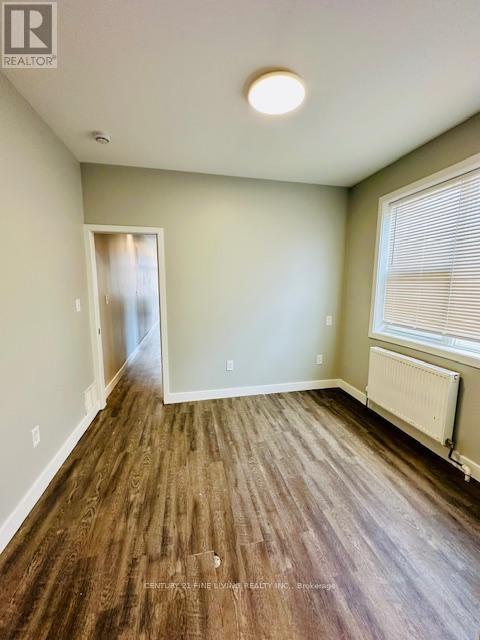 2029-2031 Eglinton Avenue W, Toronto, Ontario  M6E 2K4 - Photo 17 - W13152848