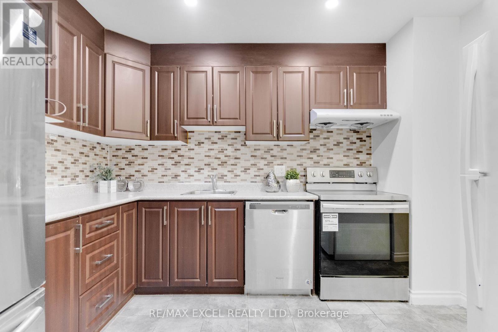 3587 Ash Row Crescent, Mississauga, Ontario  L5L 1K3 - Photo 12 - W13152854