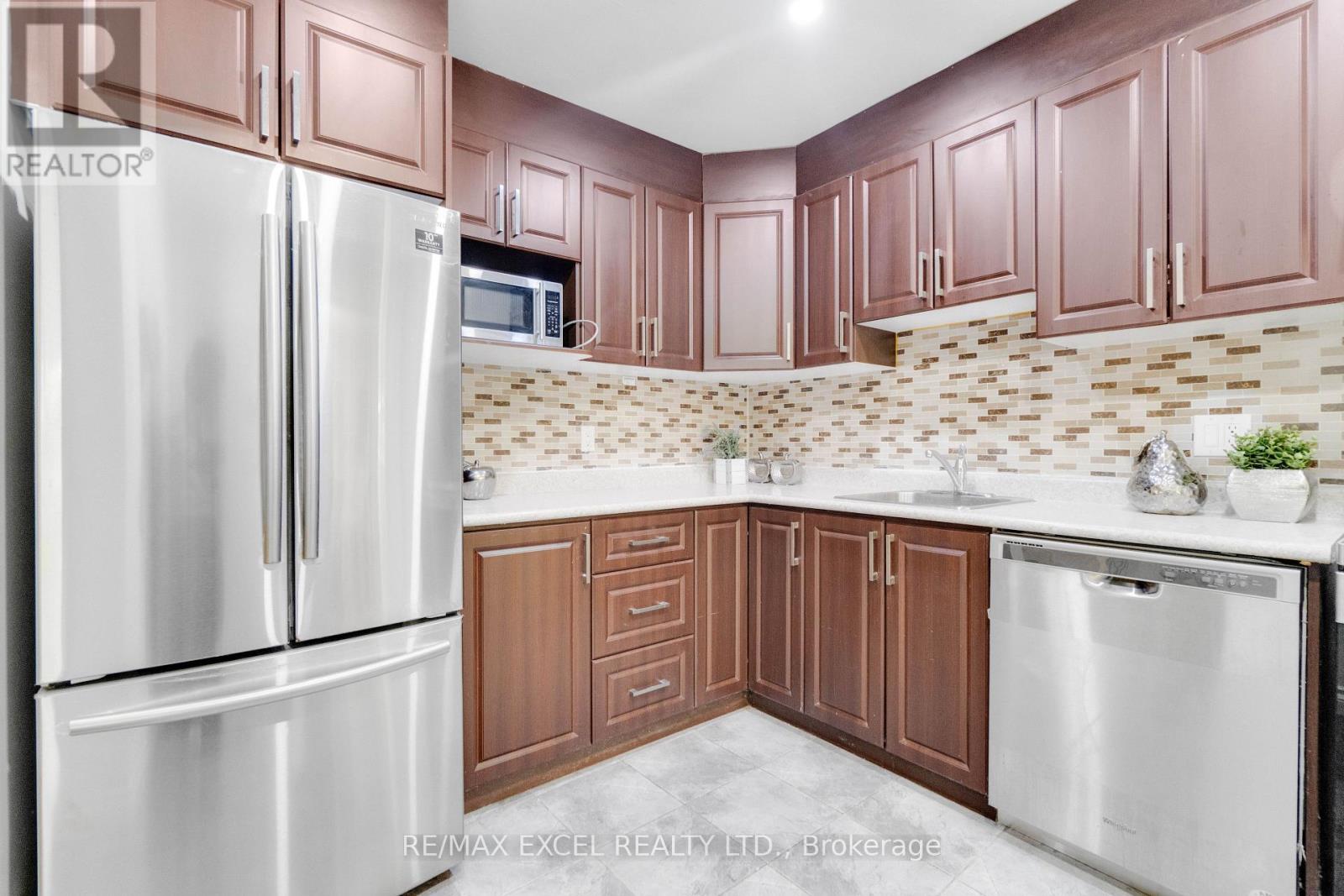 3587 Ash Row Crescent, Mississauga, Ontario  L5L 1K3 - Photo 14 - W13152854