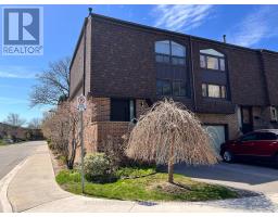 132 MAPLE BRANCH PATH, Toronto, Ontario