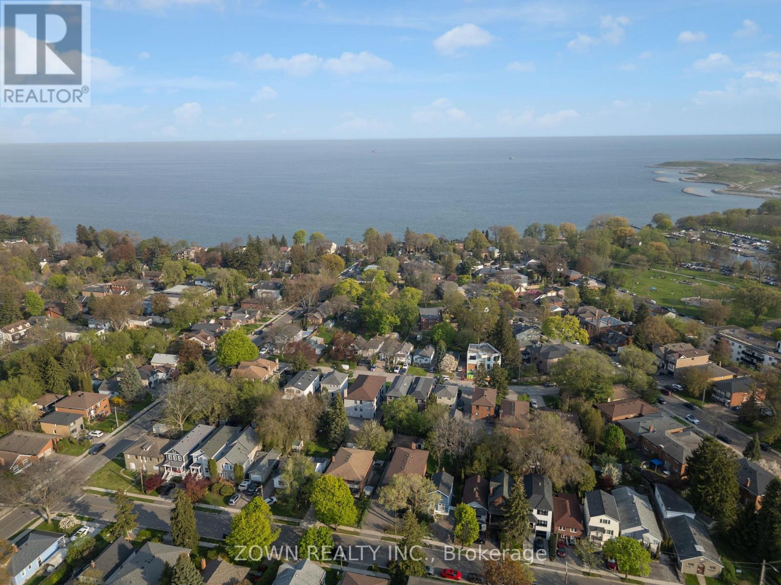210 - 3835 Lakeshore Boulevard W, Toronto, Ontario  M8W 1R2 - Photo 2 - W13152896