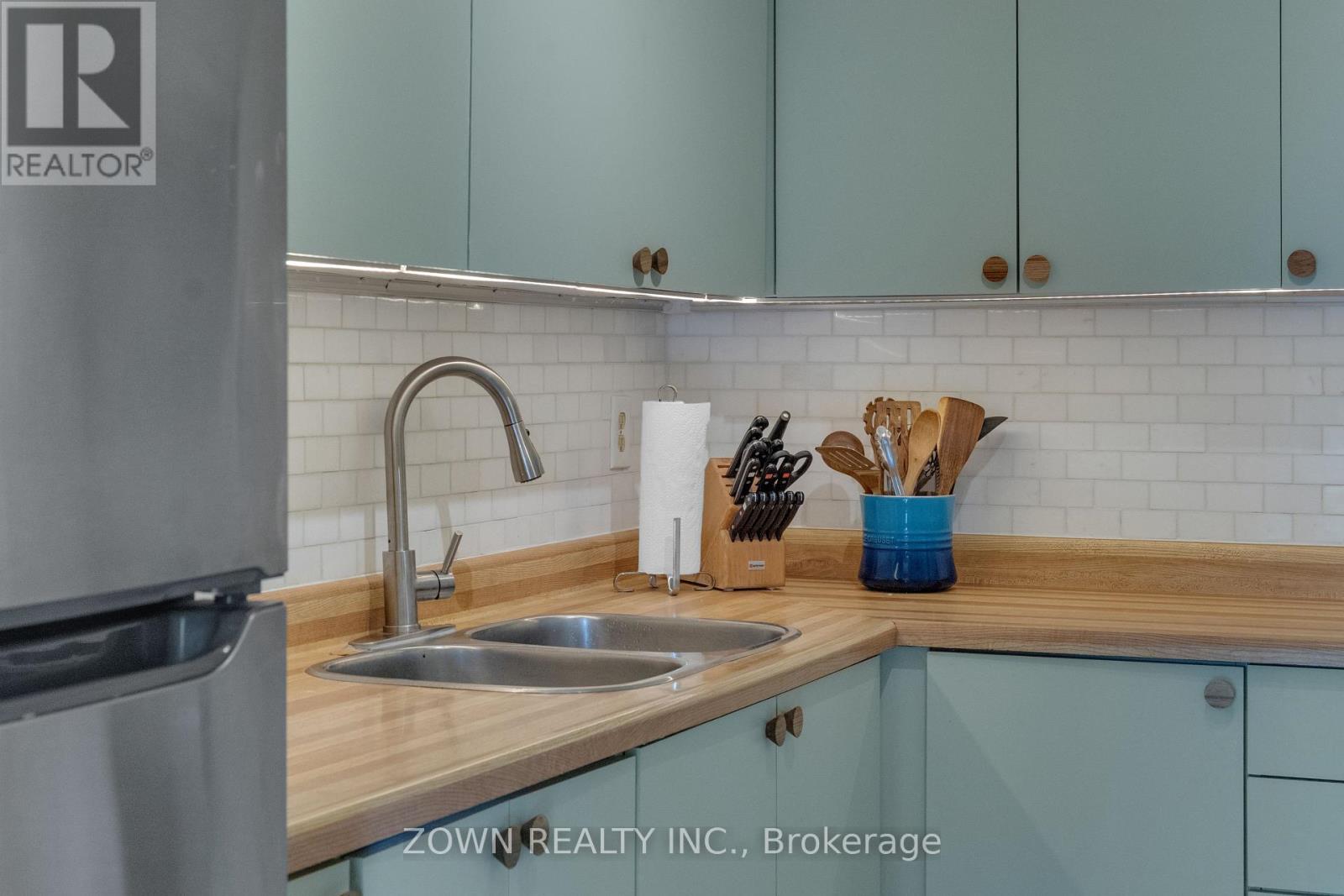 210 - 3835 Lakeshore Boulevard W, Toronto, Ontario  M8W 1R2 - Photo 20 - W13152896