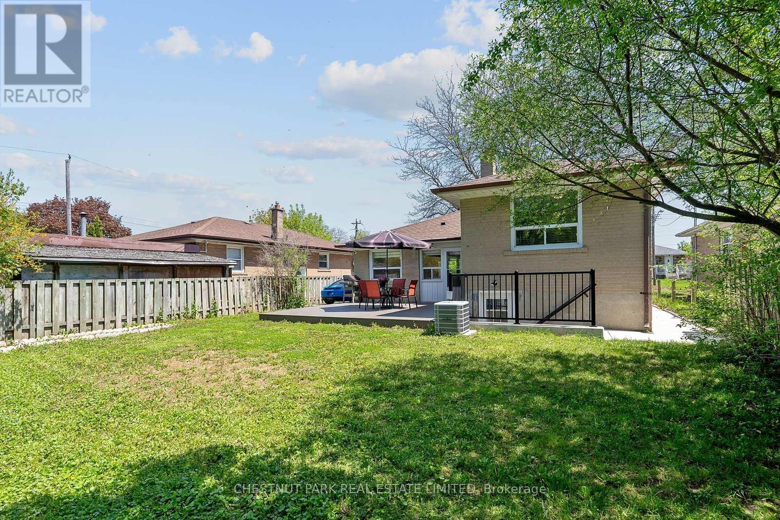 106 Fitzgibbon Avenue, Toronto, Ontario  M1K 4A3 - Photo 48 - E13148592