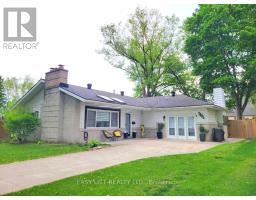 112 CLOVELLY ROAD, Tecumseh, Ontario