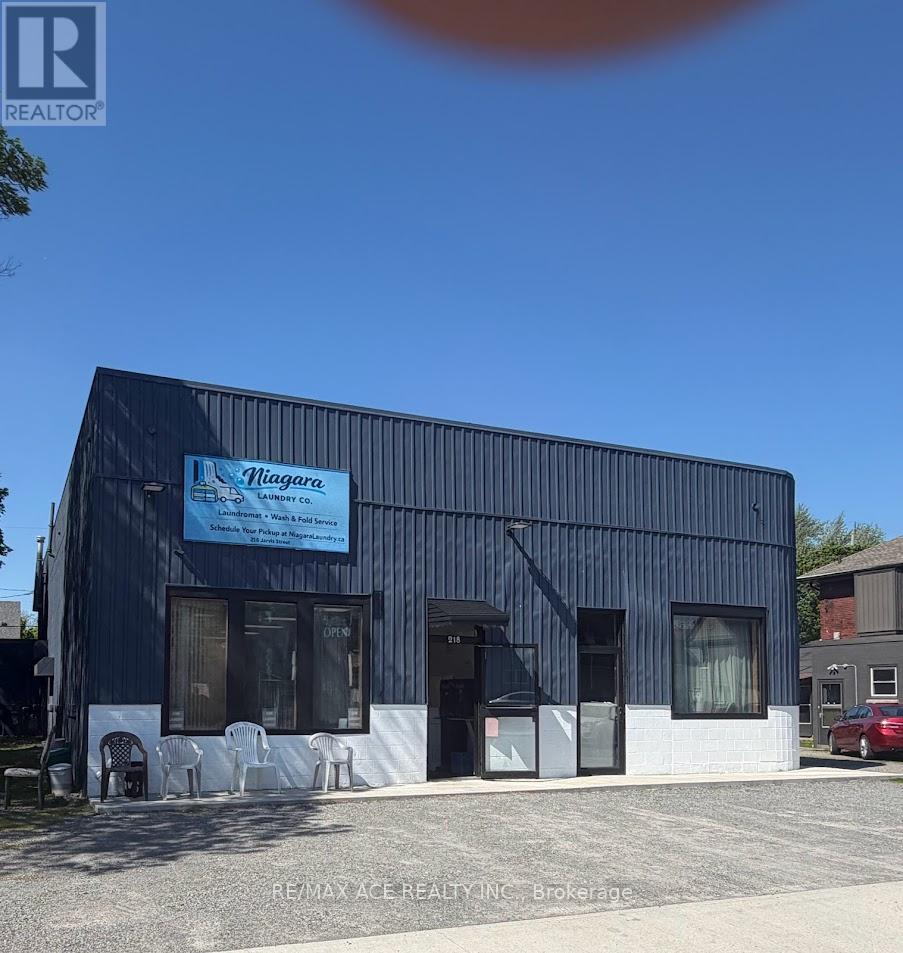 216 Jarvis Street, Fort Erie, Ontario  L2A 2S5 - Photo 2 - X13152836