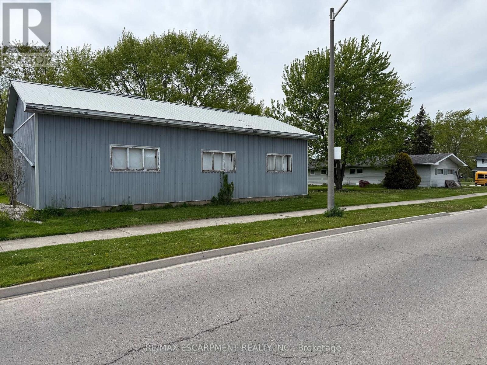 3931 Main Street W, Fort Erie, Ontario  L0S 1S0 - Photo 9 - X13152846