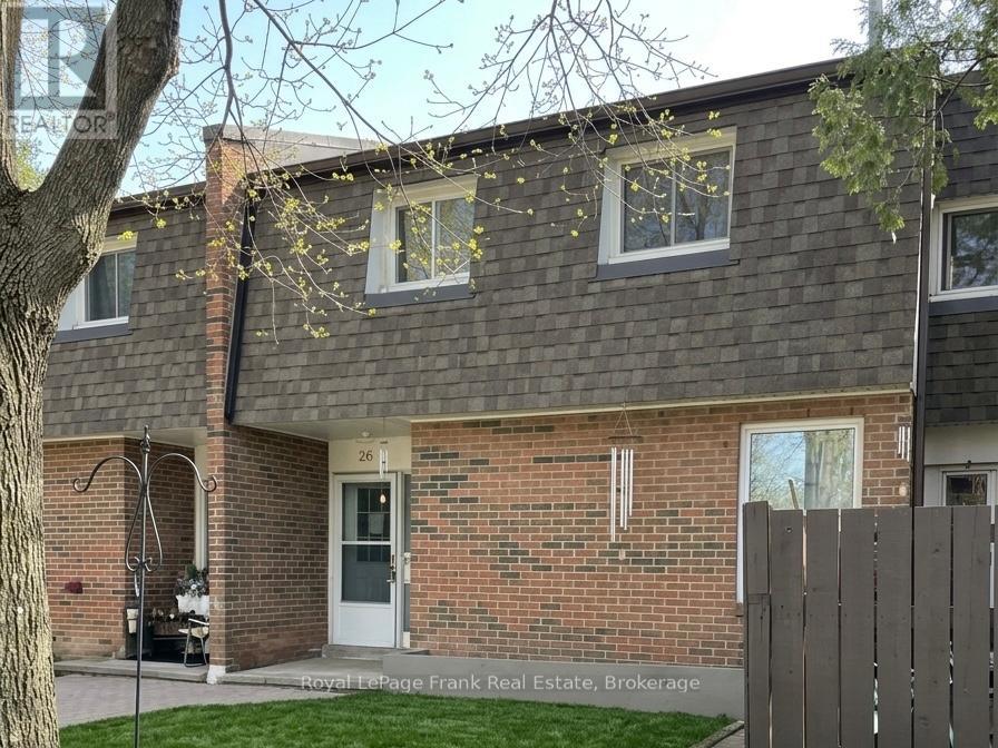 26 - 101 Dovedale Drive, Whitby, Ontario  L1N 1Z7 - Photo 2 - E13054556