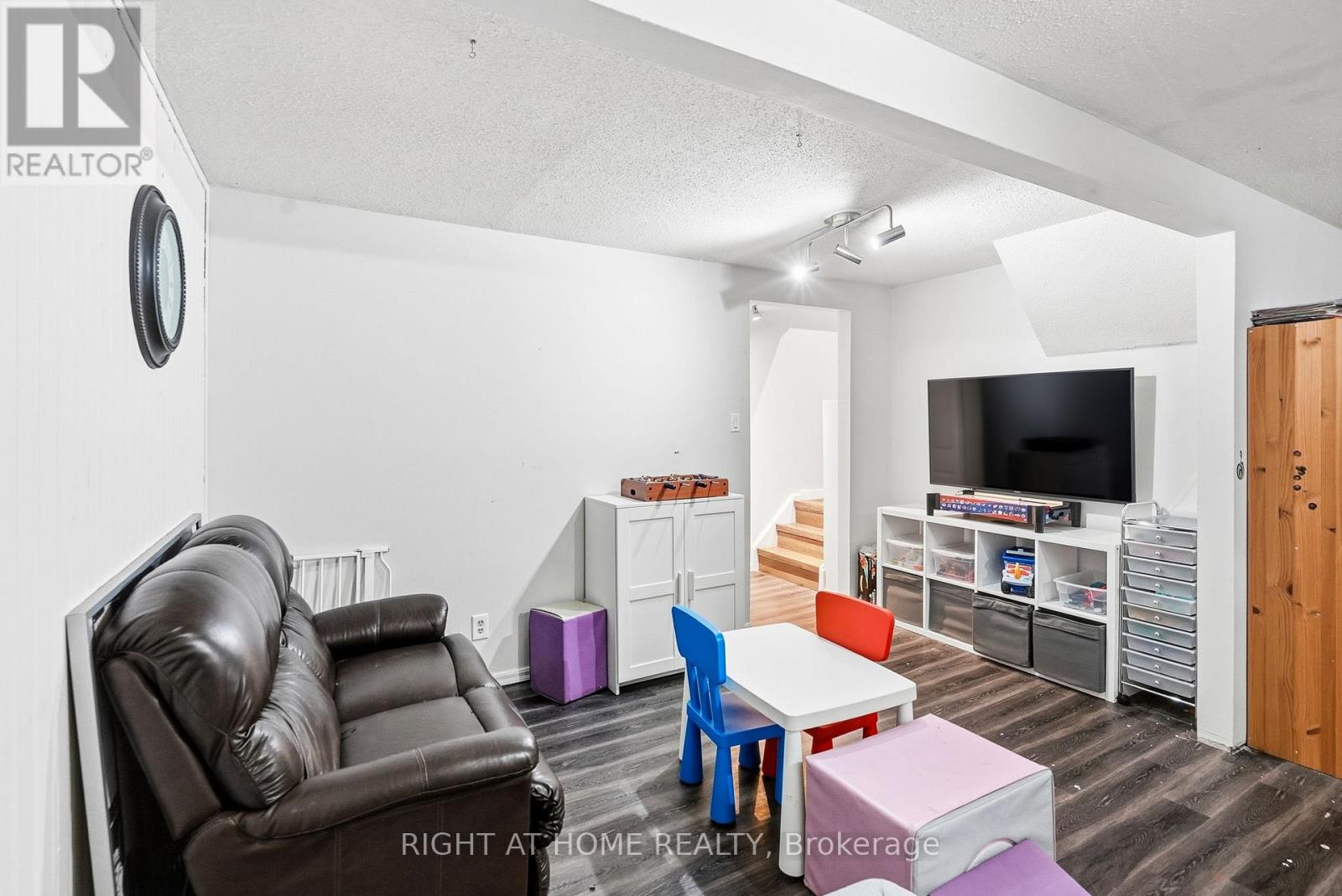1633 Lafrance Drive, Ottawa, Ontario  K1E 2L7 - Photo 20 - X12692702