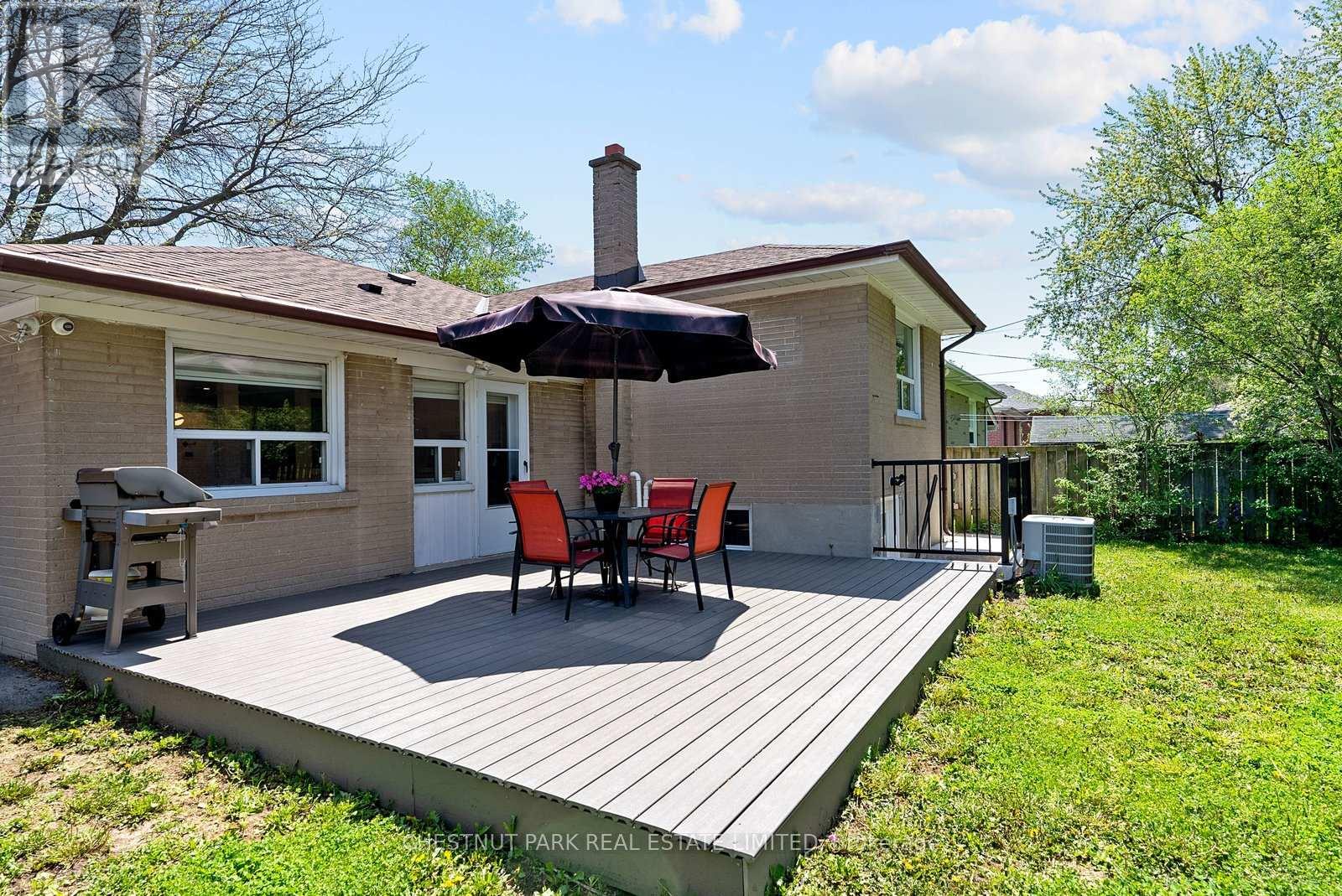 106 Fitzgibbon Avenue, Toronto, Ontario  M1K 4A3 - Photo 46 - E13148592