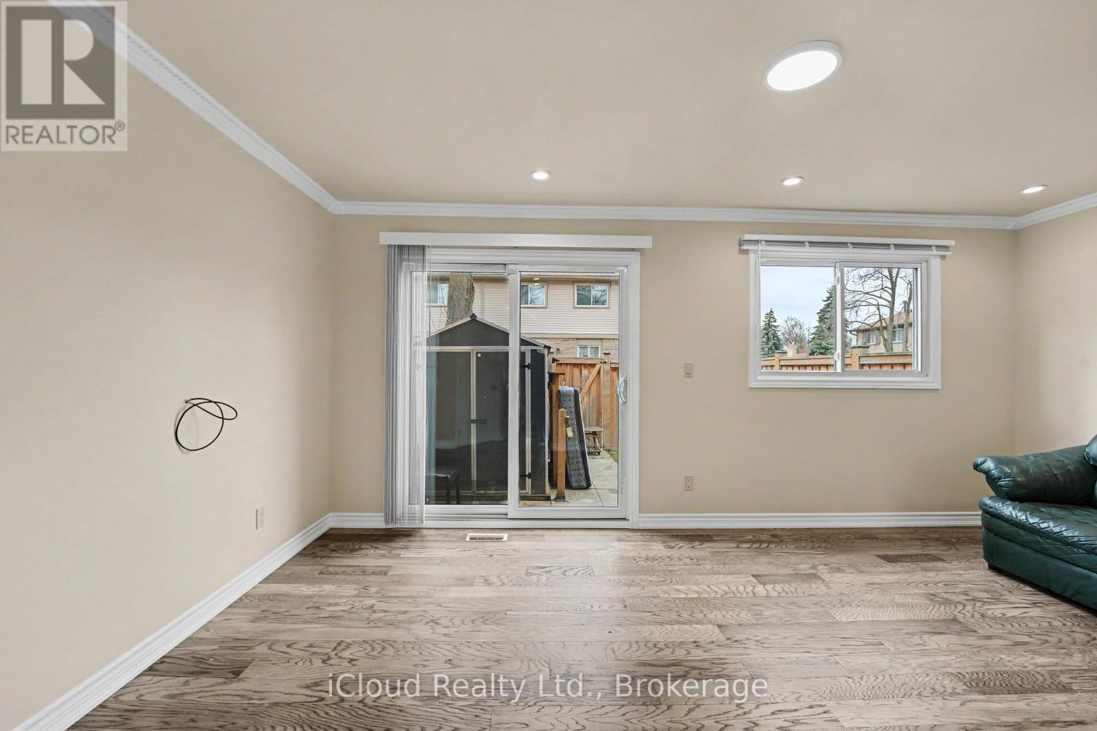 62 - 81 Hansen Road, Brampton, Ontario  L6V 3C7 - Photo 13 - W12682698