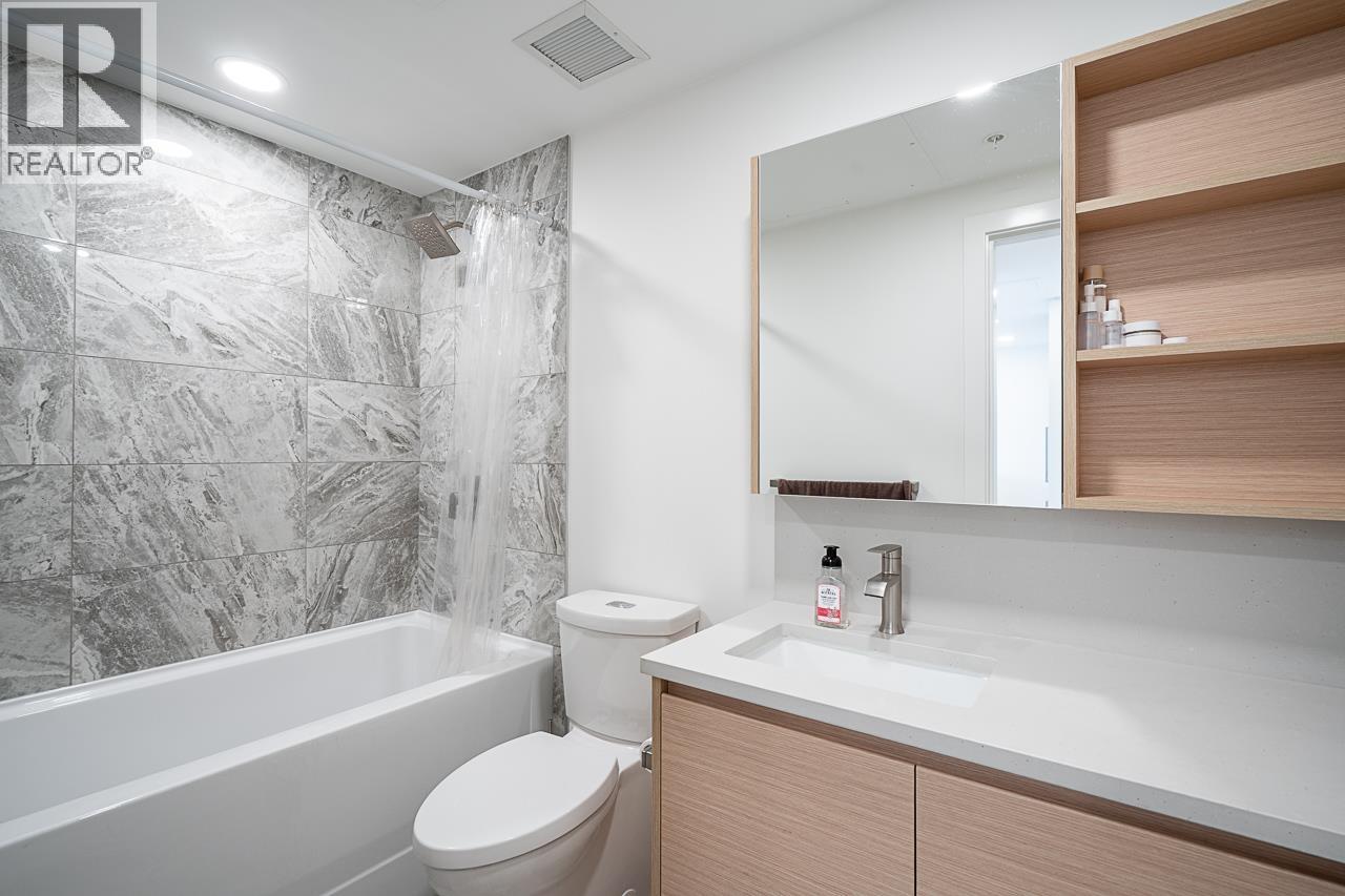 2101 4433 Alaska Street, Burnaby, British Columbia  V5C 5T3 - Photo 8 - R3126138