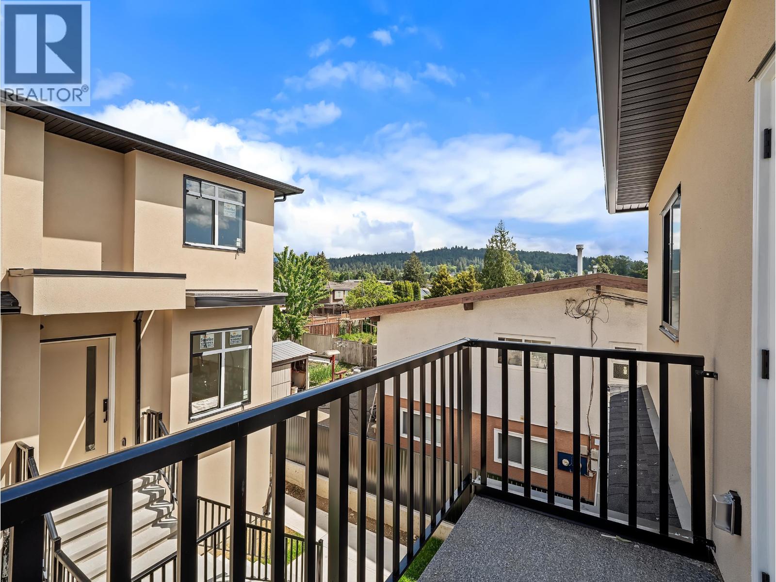 2 6885 Aubrey Street, Burnaby, British Columbia  V5B 2E4 - Photo 16 - R3126140