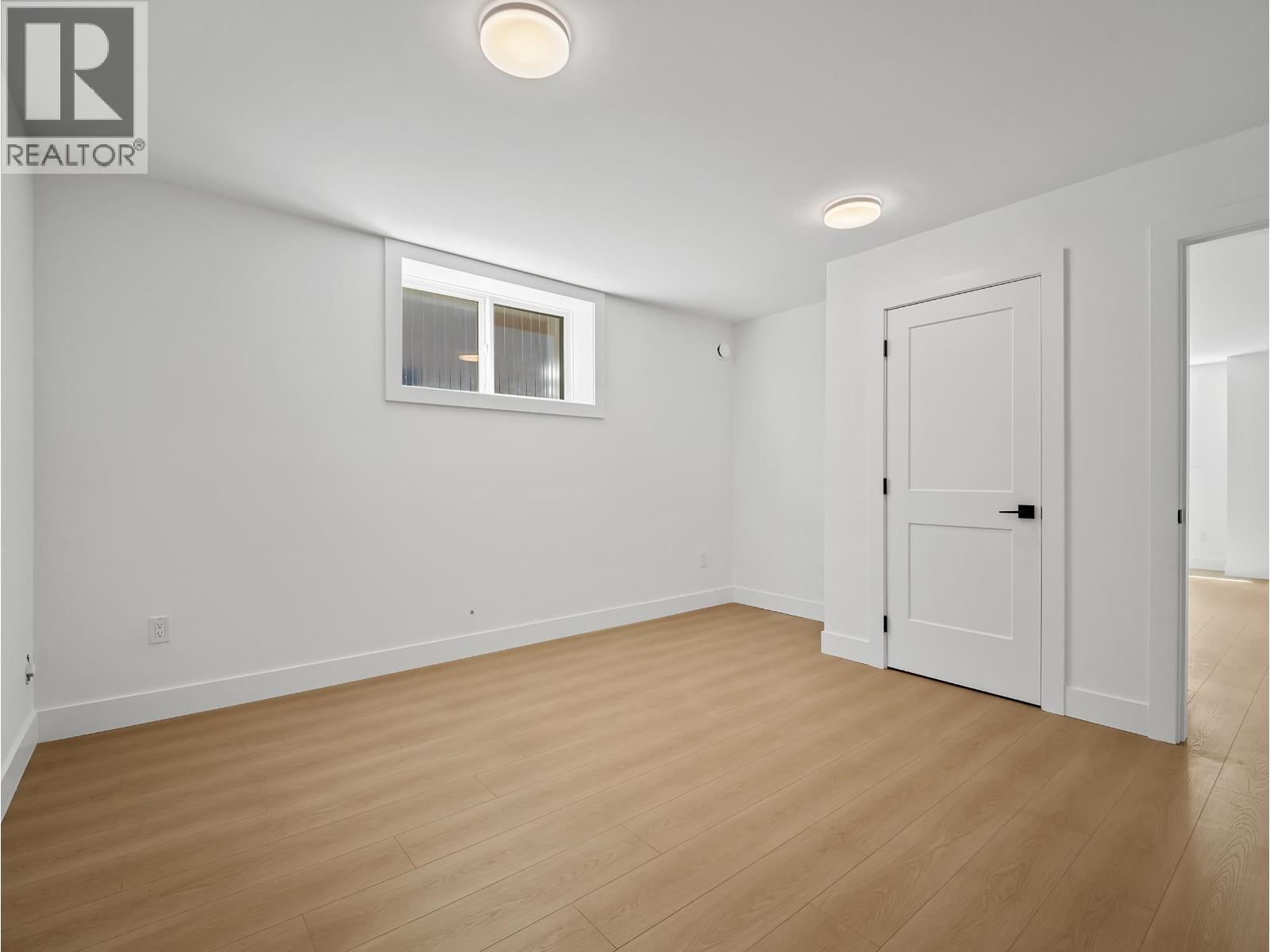 2 6885 Aubrey Street, Burnaby, British Columbia  V5B 2E4 - Photo 24 - R3126140