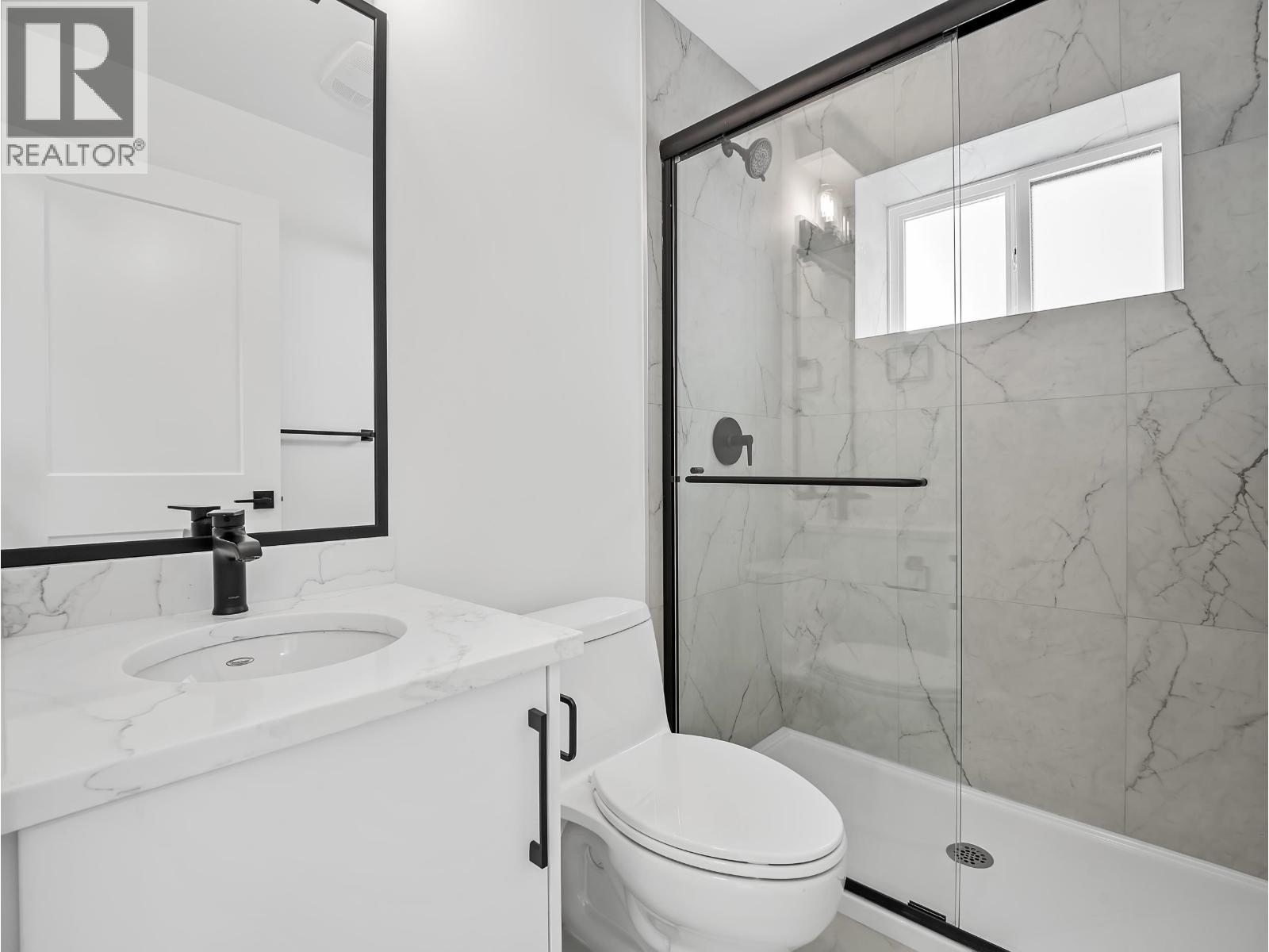 2 6885 Aubrey Street, Burnaby, British Columbia  V5B 2E4 - Photo 29 - R3126140
