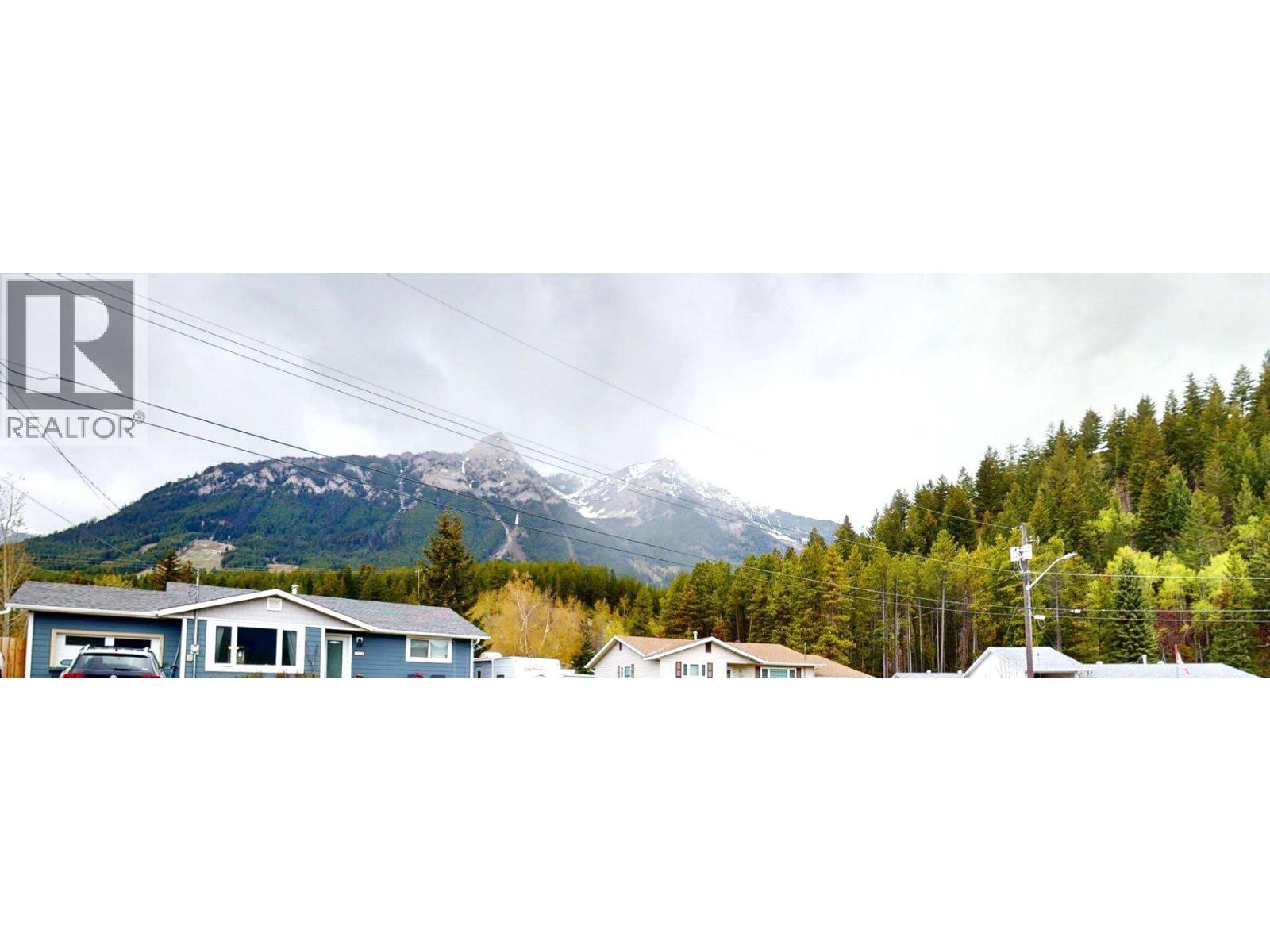 1162 Nashton Crescent, Elkford, British Columbia  V0B 1H0 - Photo 34 - 10388114