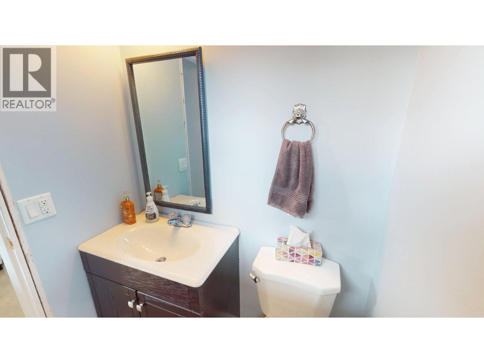 1162 Nashton Crescent, Elkford, British Columbia  V0B 1H0 - Photo 22 - 10388114