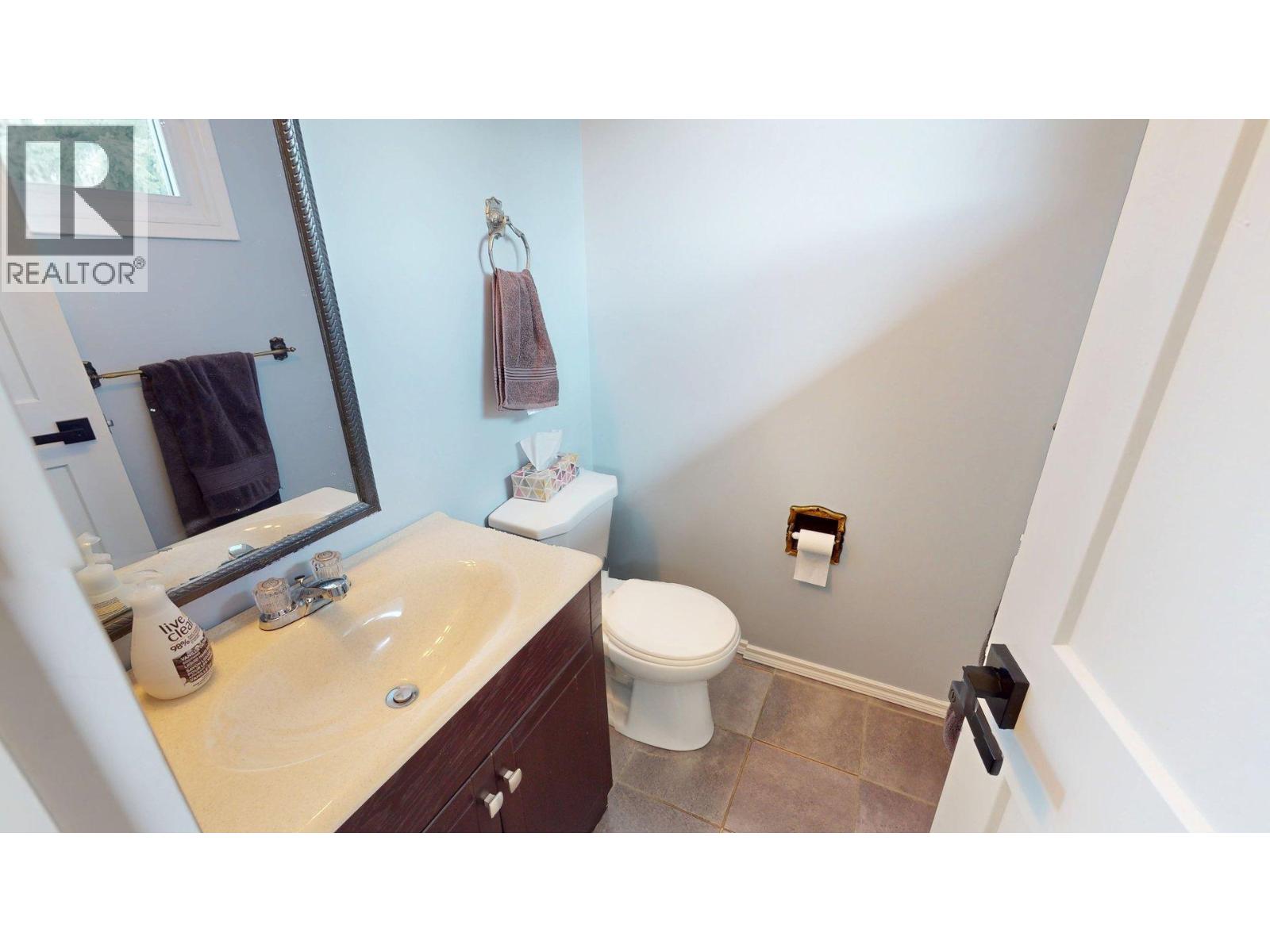 1162 Nashton Crescent, Elkford, British Columbia  V0B 1H0 - Photo 21 - 10388114