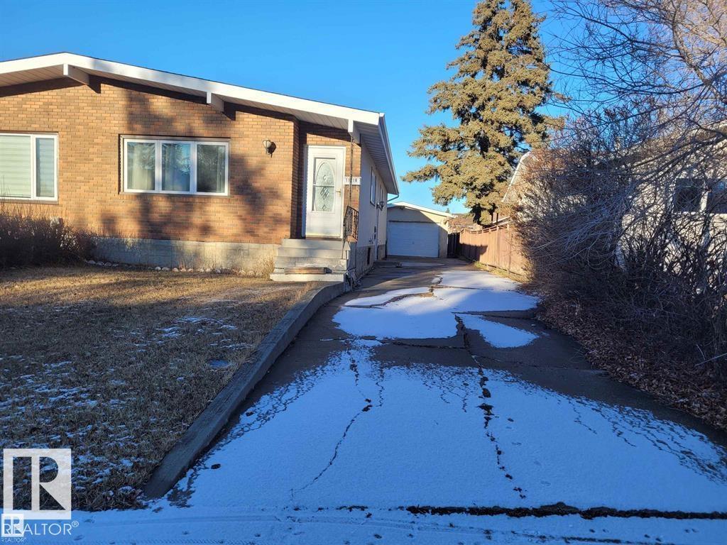 11616 152 AV NW, edmonton, Alberta