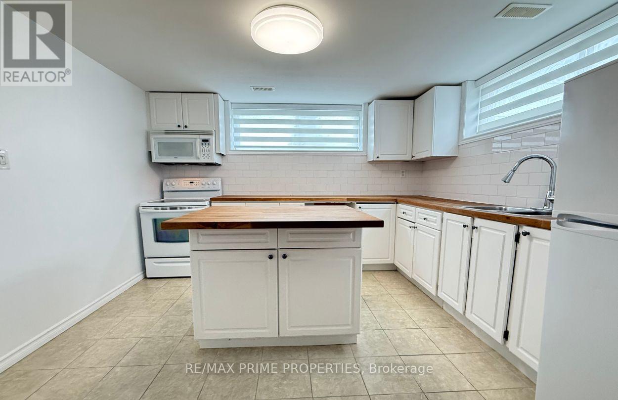 Basement - 680 Marksbury Road, Pickering, Ontario L1W 2T2 - Photo 7 - E13152914
