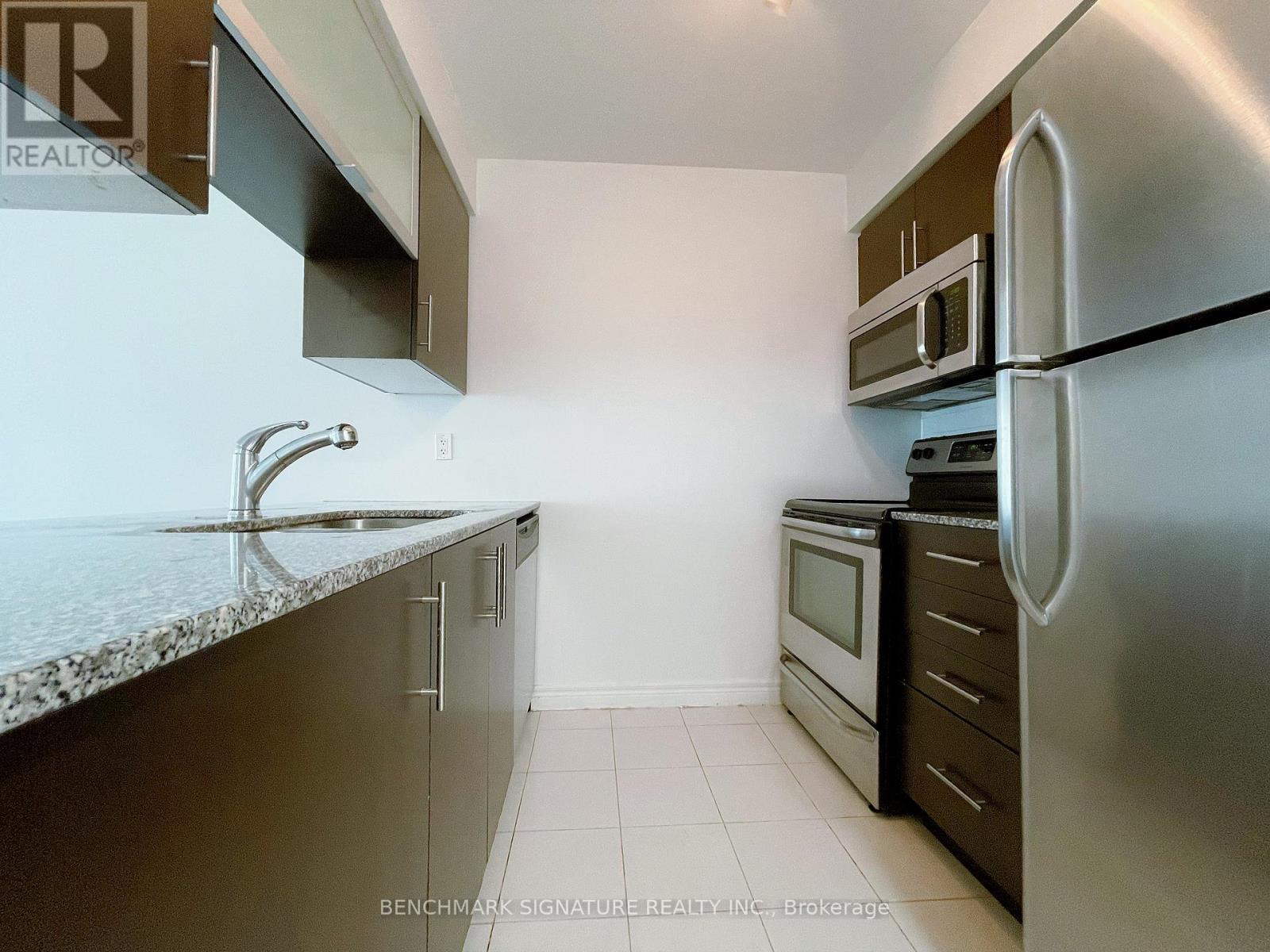 1909 - 50 Town Centre Court, Toronto, Ontario M1P 0A9 - Photo 3 - E13152926