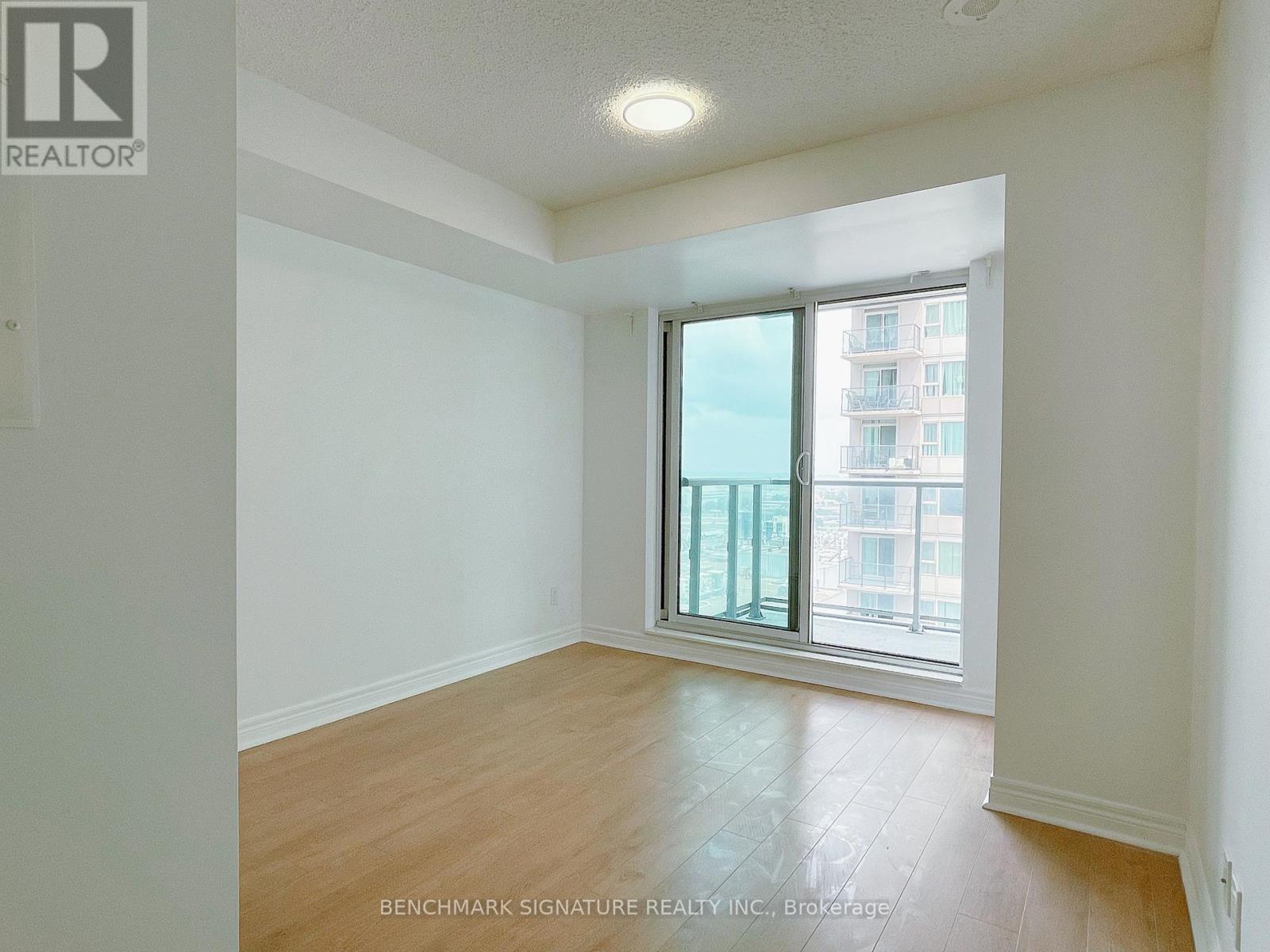 1909 - 50 Town Centre Court, Toronto, Ontario M1P 0A9 - Photo 8 - E13152926