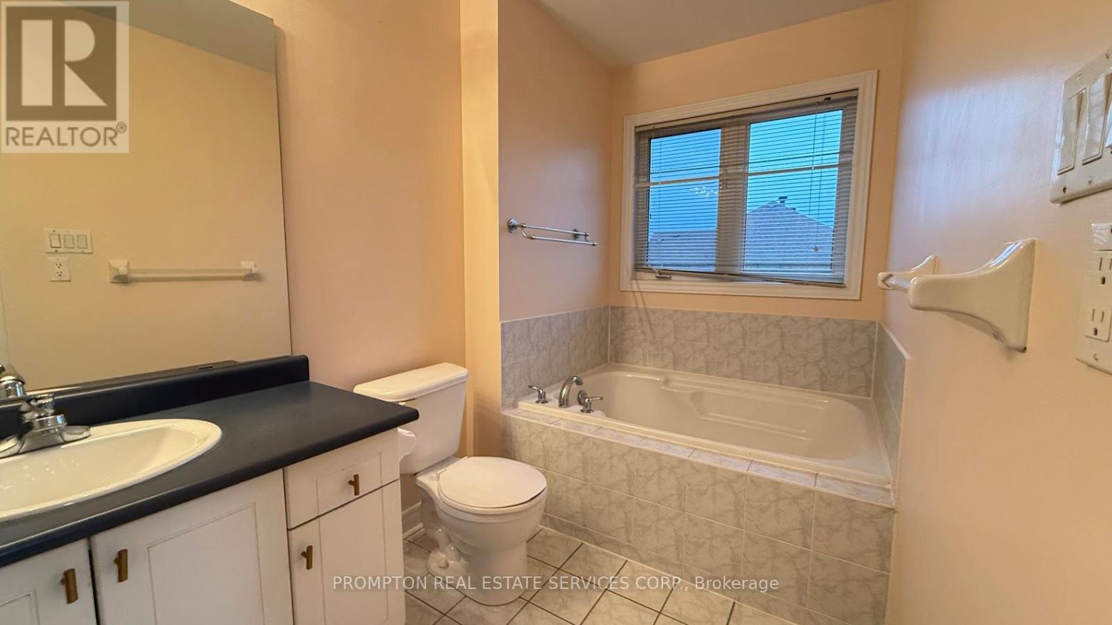 2037 Bur Oak Avenue, Markham, Ontario L6E 1X3 - Photo 19 - N13152912