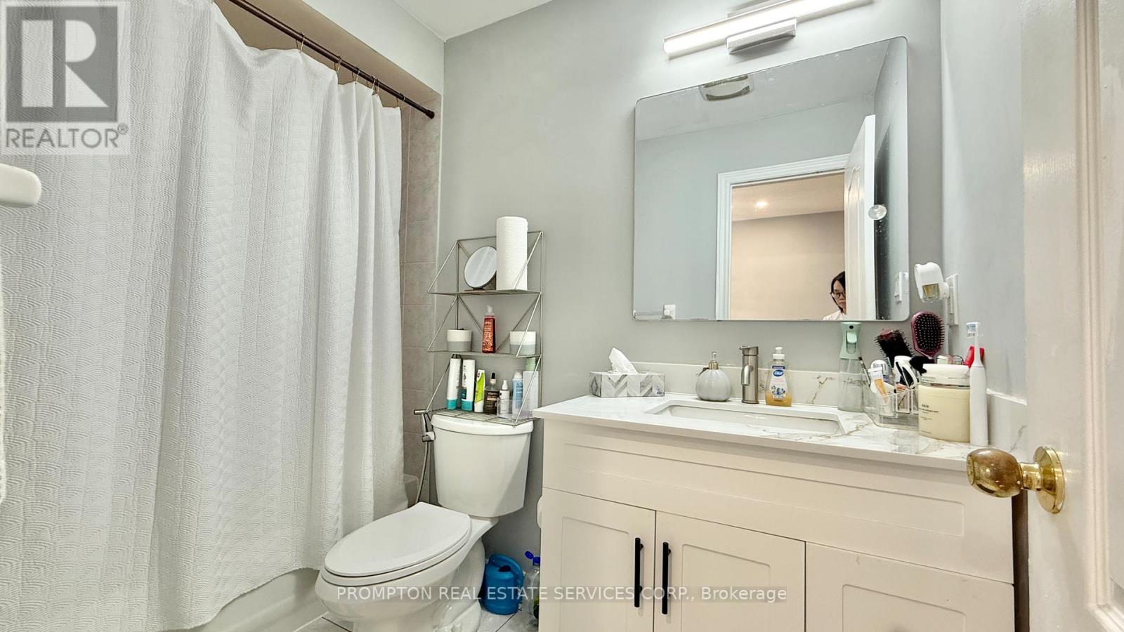2037 Bur Oak Avenue, Markham, Ontario L6E 1X3 - Photo 26 - N13152912