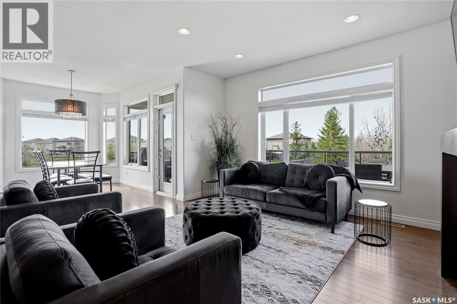 2431 Linner Bay, Regina, Saskatchewan  S4V 1K3 - Photo 11 - SK036460