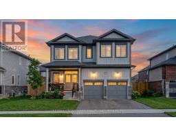 11 MIDDLETON DRIVE, Wasaga Beach, Ontario